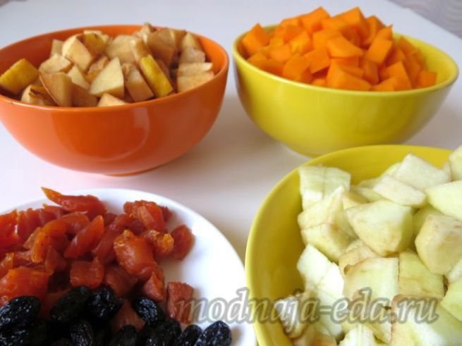 narezannye-produkty-dlja-fruktovogo-salata