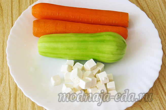 Salat-iz-morkovi-ingredienty